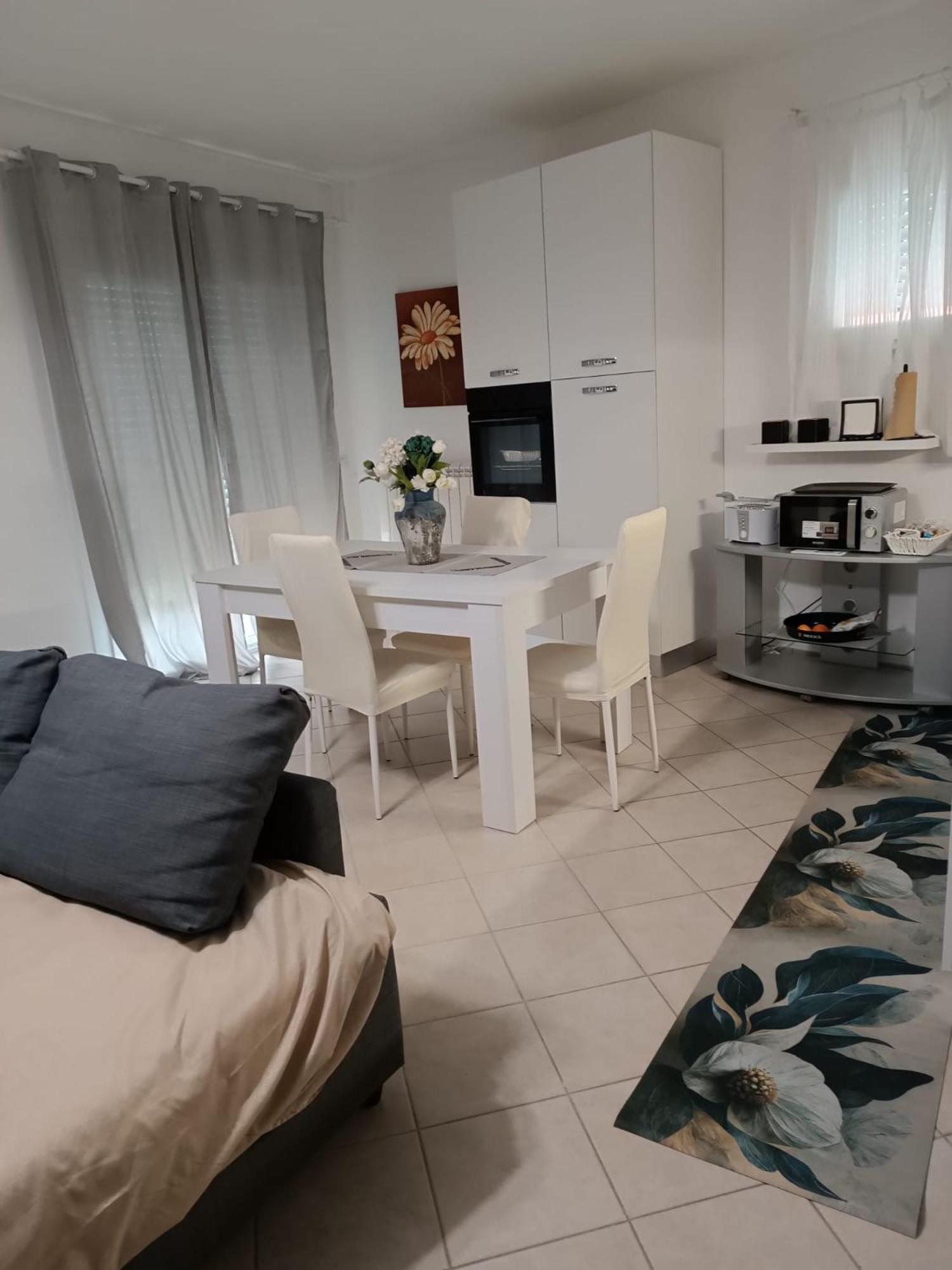 Armareaoverseassuites 1 菲乌米奇诺 外观 照片