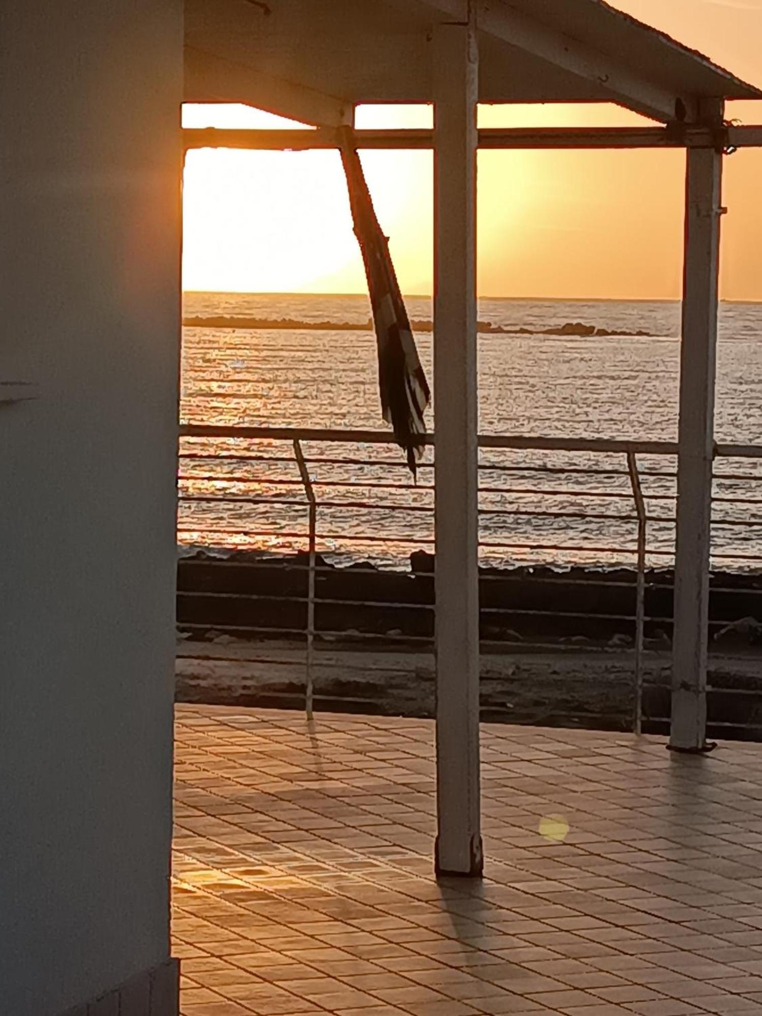 Armareaoverseassuites 1 菲乌米奇诺 外观 照片