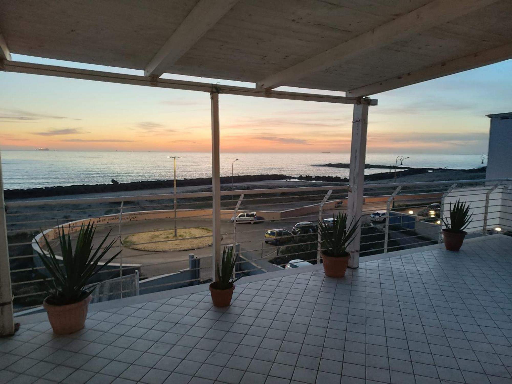 Armareaoverseassuites 1 菲乌米奇诺 外观 照片